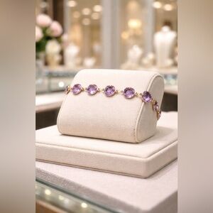 Korean marked amethyst gemstone (synthetic) bracelet, gold plated backing 💜